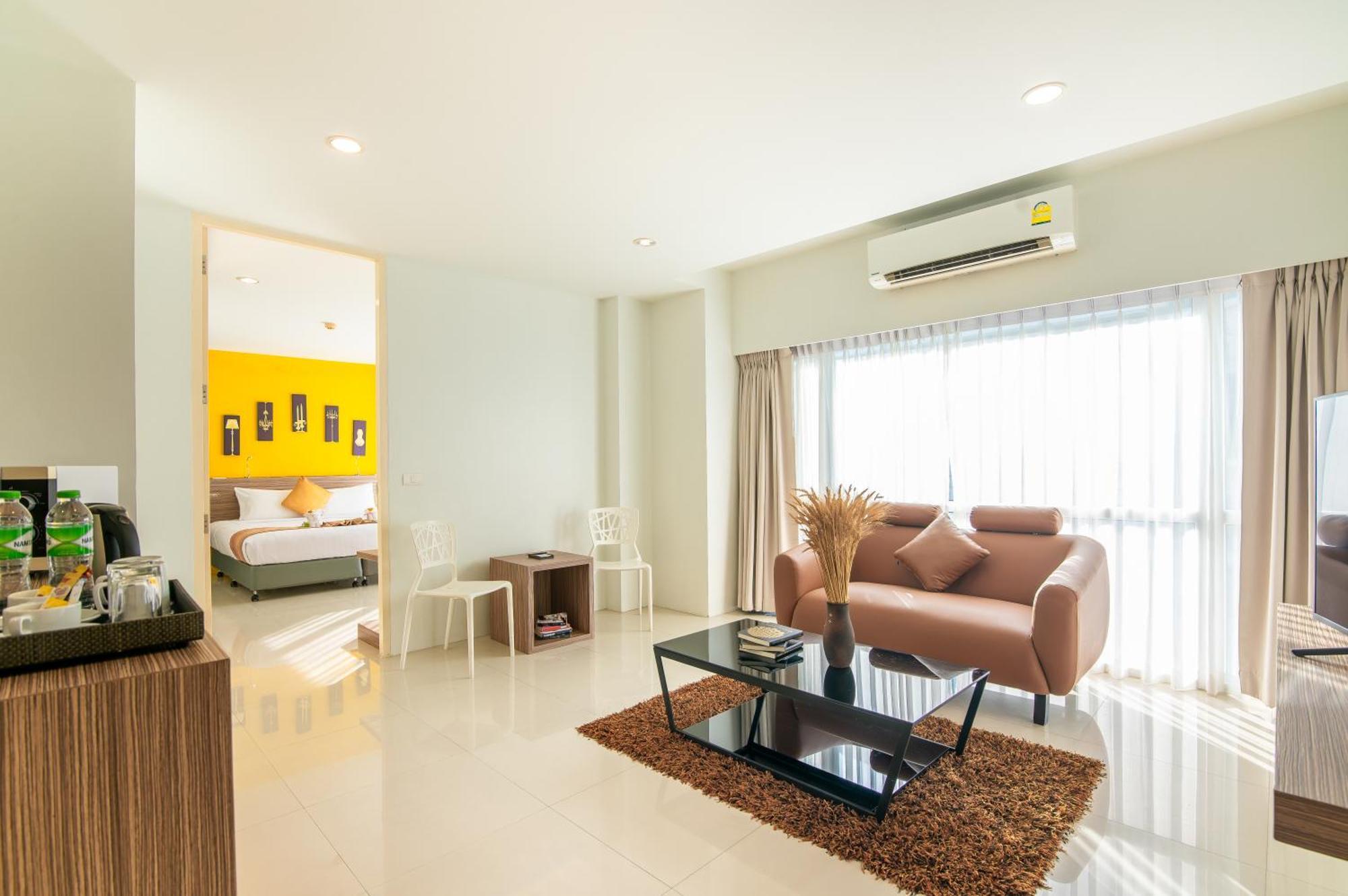Hotell The Lantern - Sha Extra Patong