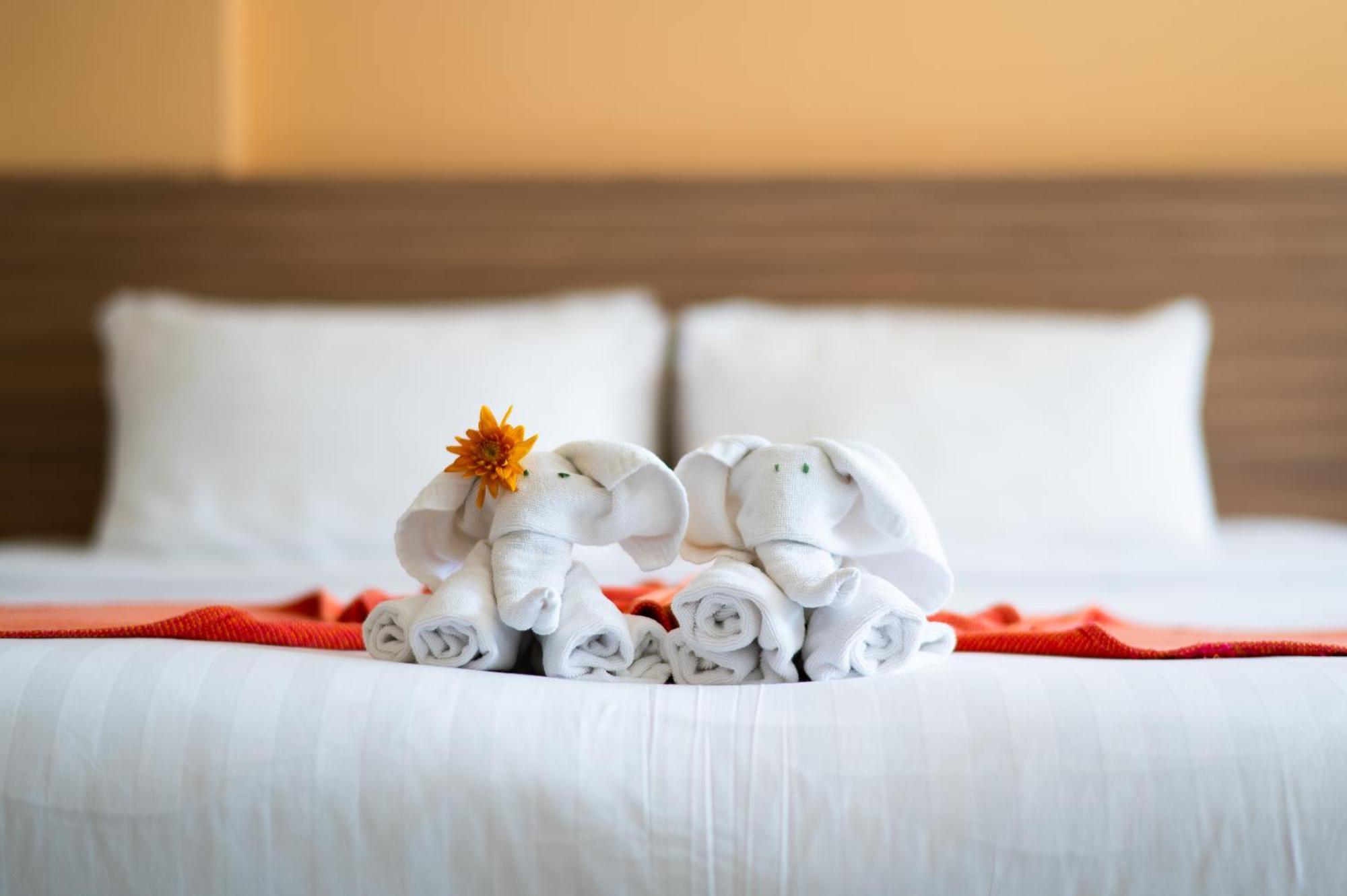 Hotell The Lantern - Sha Extra Patong
