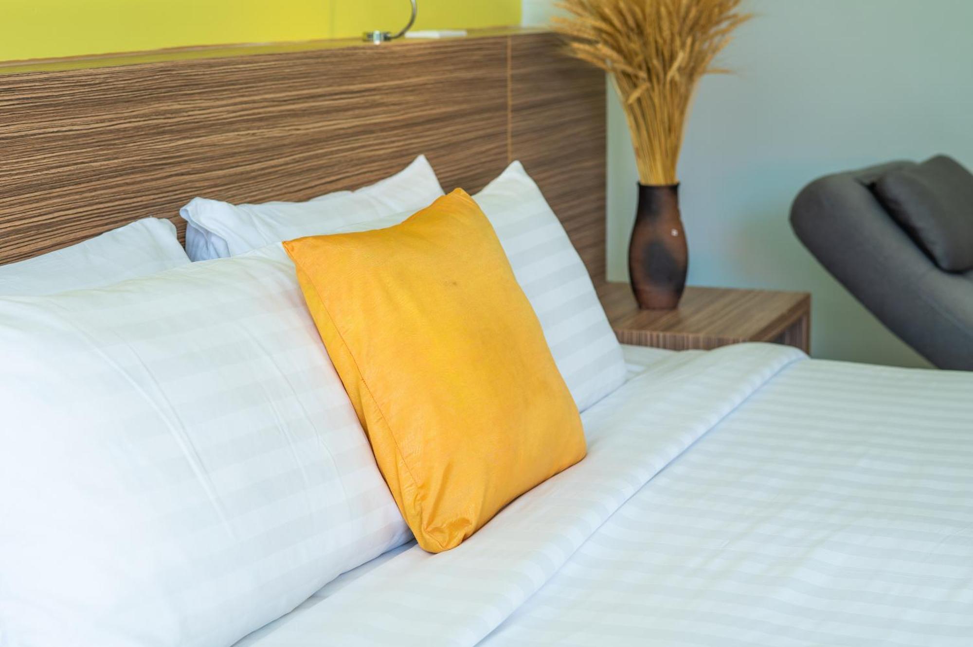 The Lantern - Sha Extra Hotell Patong