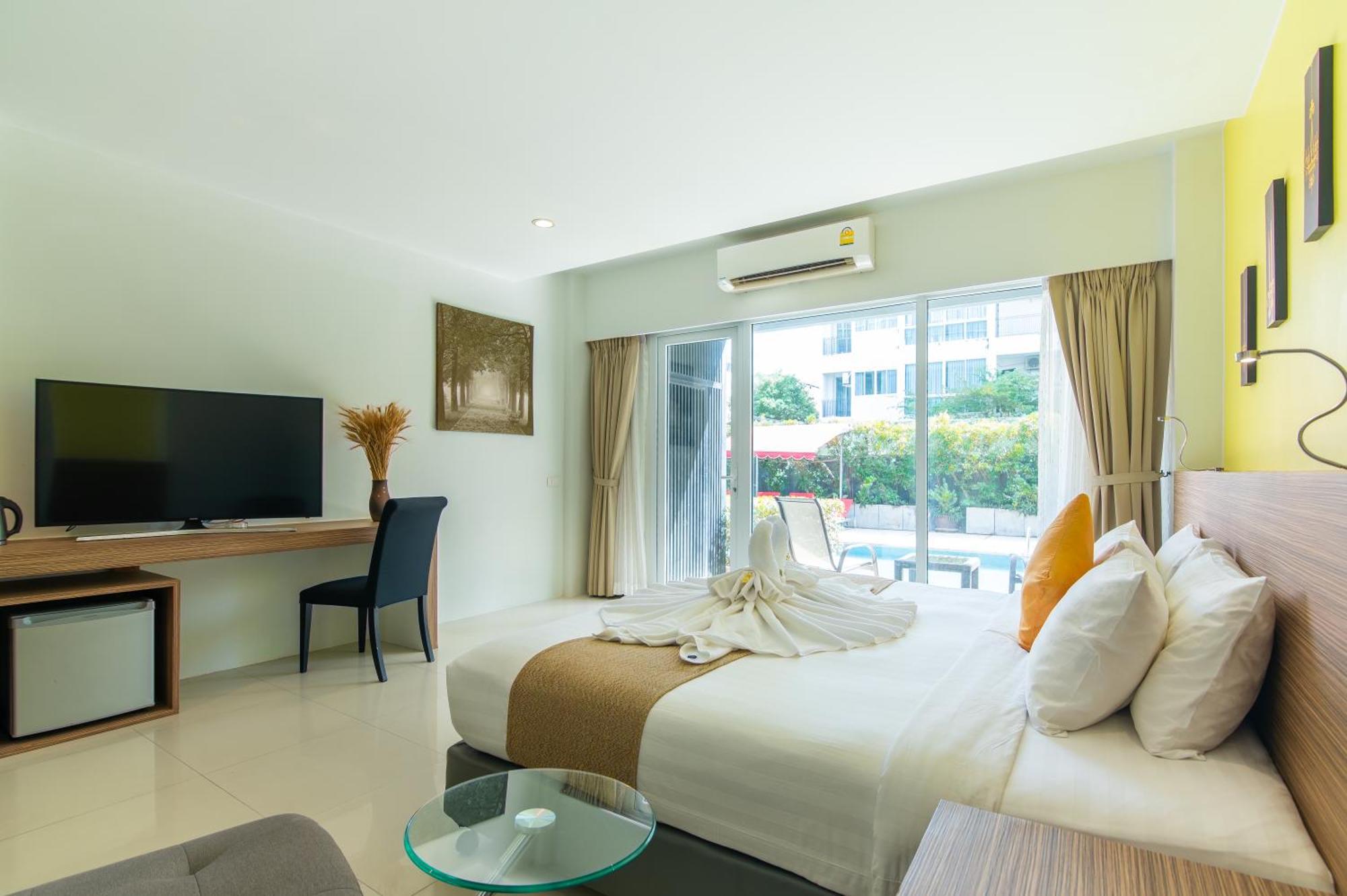 Hotell The Lantern - Sha Extra Patong